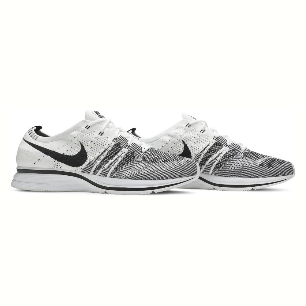Nike Flyknit Trainer 2017 Mens White Black SIZE: 11.5 (New With Box)